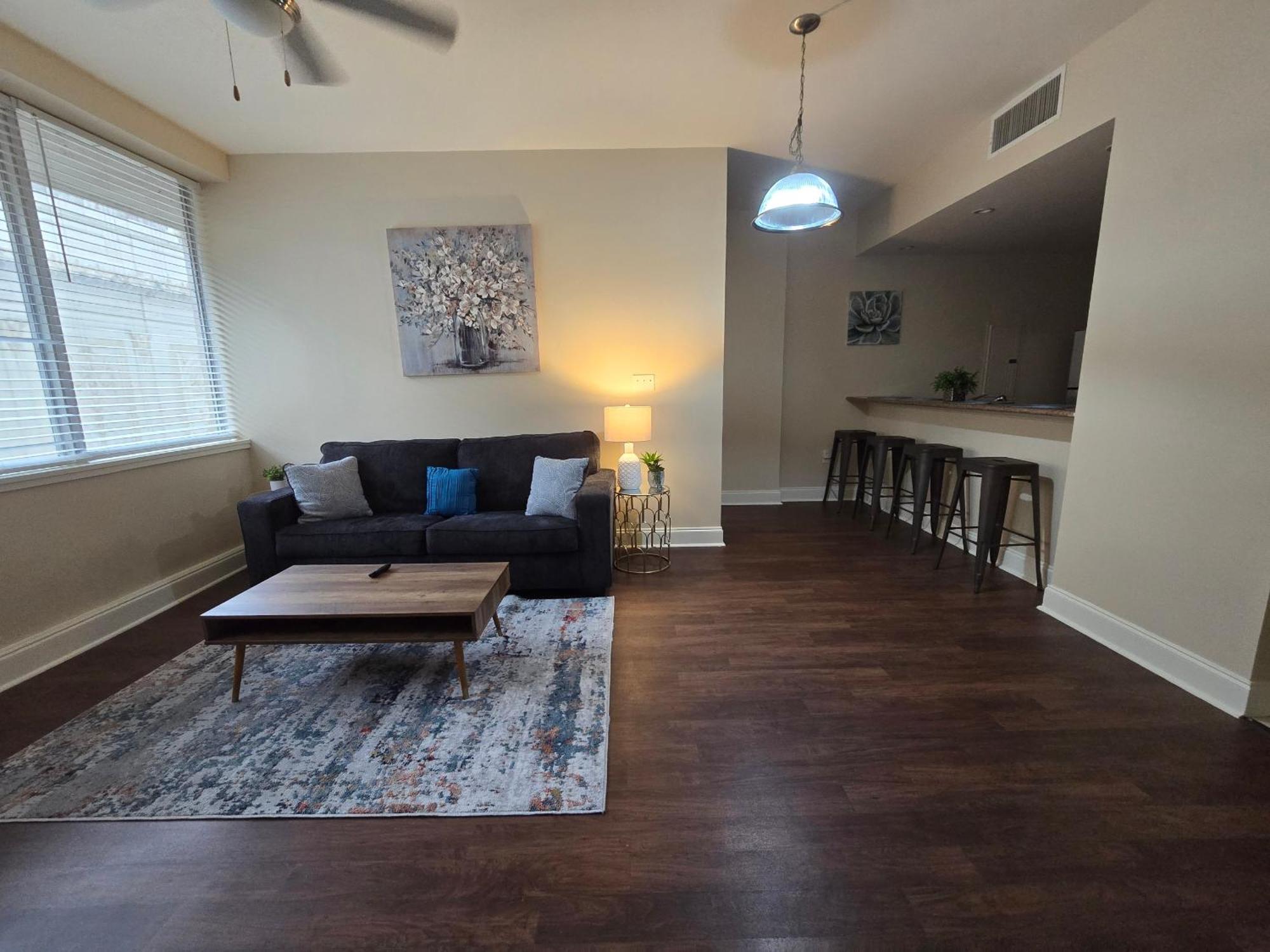 Amazing Condos Beautiful View 2 Blocks To French Quarter, Small Rooftop Pool, Gym, Seanger Theater, Super Dome, And Bourbon St New Orleans Kamer foto