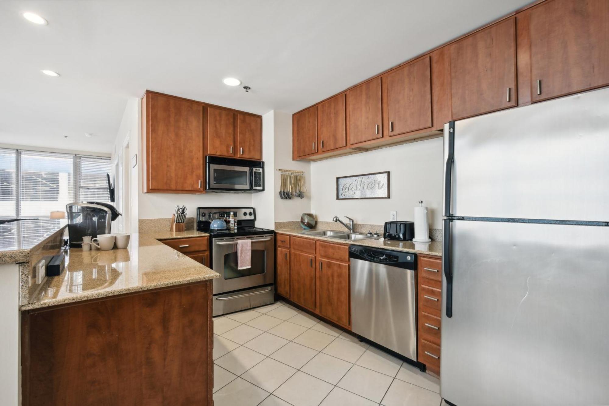 Amazing Condos Beautiful View 2 Blocks To French Quarter, Small Rooftop Pool, Gym, Seanger Theater, Super Dome, And Bourbon St New Orleans Kamer foto