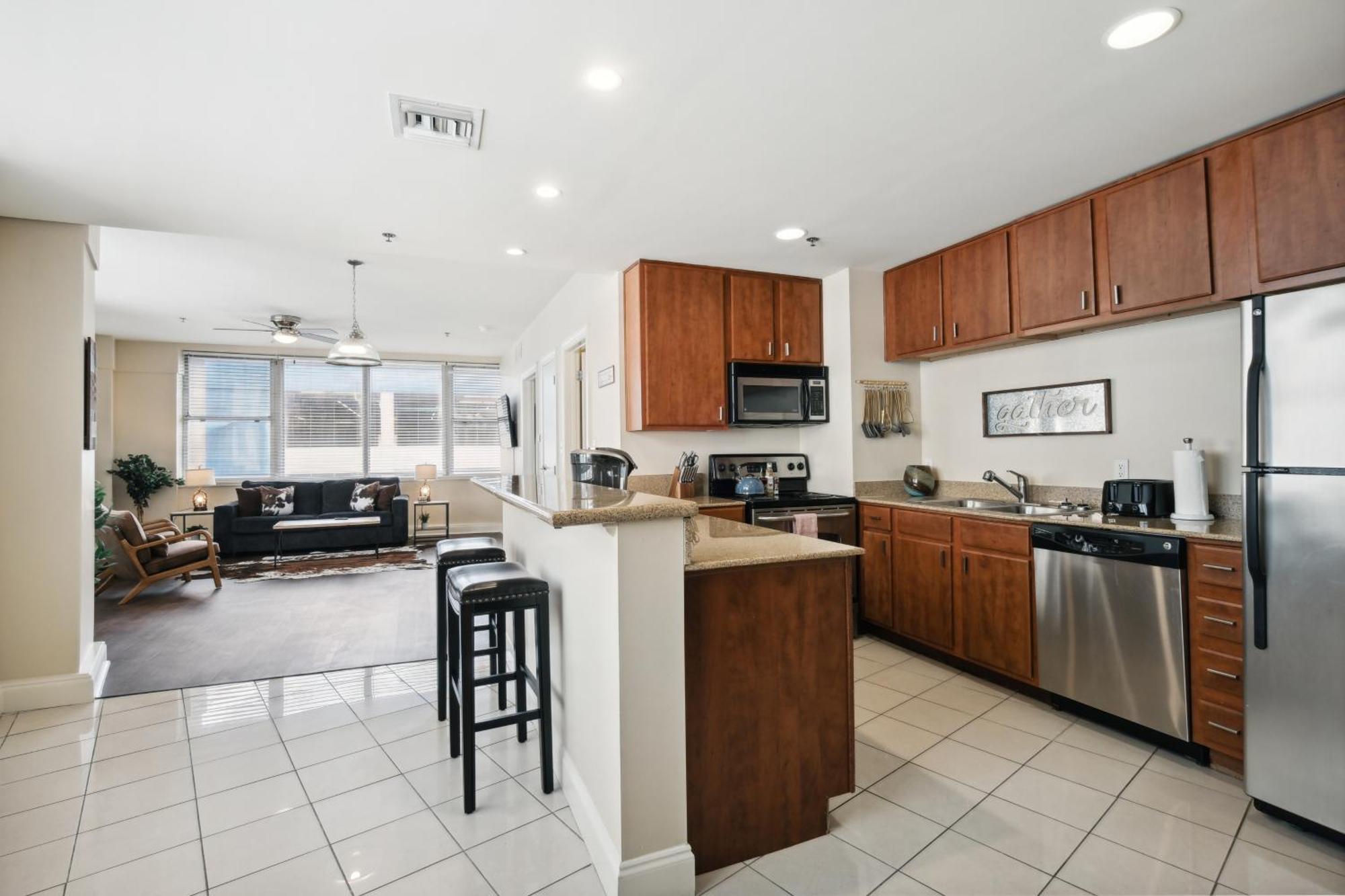 Amazing Condos Beautiful View 2 Blocks To French Quarter, Small Rooftop Pool, Gym, Seanger Theater, Super Dome, And Bourbon St New Orleans Kamer foto