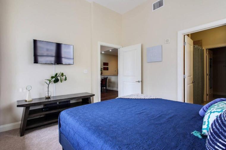 Amazing Condos Beautiful View 2 Blocks To French Quarter, Small Rooftop Pool, Gym, Seanger Theater, Super Dome, And Bourbon St New Orleans Buitenkant foto