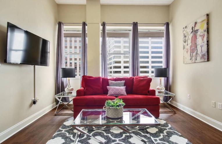 Amazing Condos Beautiful View 2 Blocks To French Quarter, Small Rooftop Pool, Gym, Seanger Theater, Super Dome, And Bourbon St New Orleans Buitenkant foto