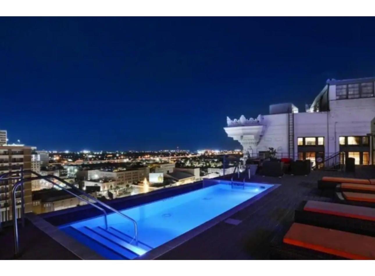 Amazing Condos Beautiful View 2 Blocks To French Quarter, Small Rooftop Pool, Gym, Seanger Theater, Super Dome, And Bourbon St New Orleans Buitenkant foto