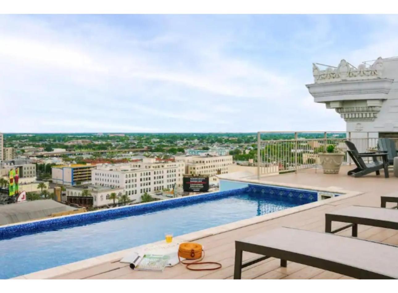 Amazing Condos Beautiful View 2 Blocks To French Quarter, Small Rooftop Pool, Gym, Seanger Theater, Super Dome, And Bourbon St New Orleans Buitenkant foto