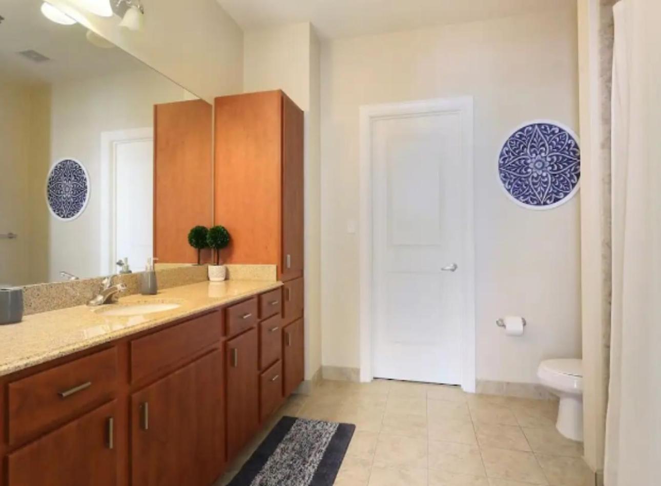 Amazing Condos Beautiful View 2 Blocks To French Quarter, Small Rooftop Pool, Gym, Seanger Theater, Super Dome, And Bourbon St New Orleans Buitenkant foto