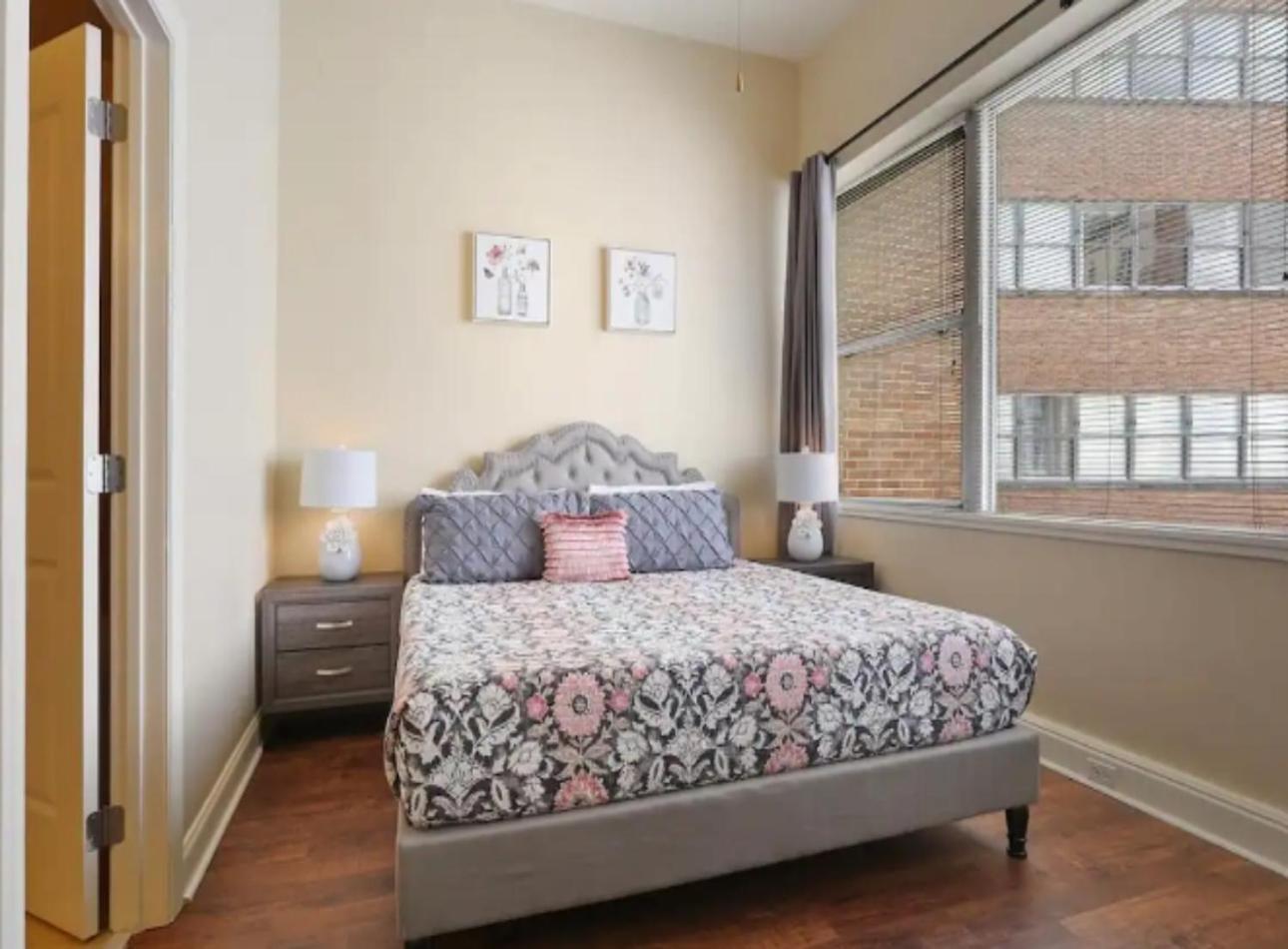 Amazing Condos Beautiful View 2 Blocks To French Quarter, Small Rooftop Pool, Gym, Seanger Theater, Super Dome, And Bourbon St New Orleans Buitenkant foto