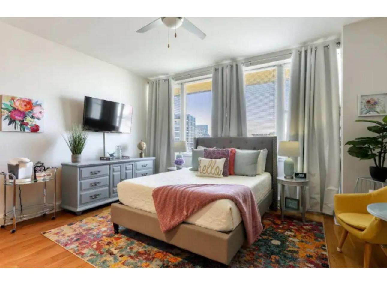 Amazing Condos Beautiful View 2 Blocks To French Quarter, Small Rooftop Pool, Gym, Seanger Theater, Super Dome, And Bourbon St New Orleans Kamer foto